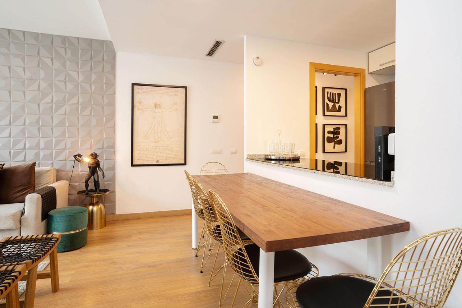 Modern Near Pl. Espana Apartamento